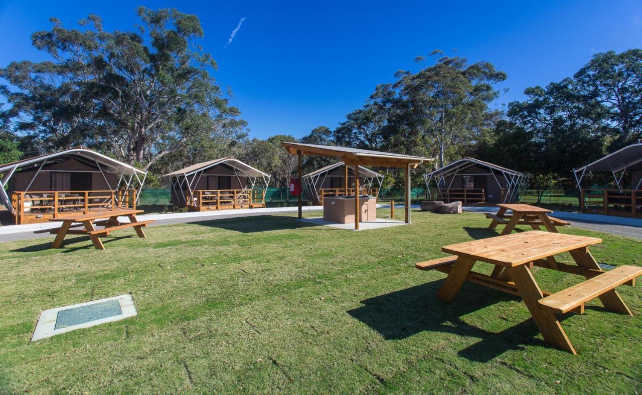 Shoal Bay Holiday Park Екстер'єр фото
